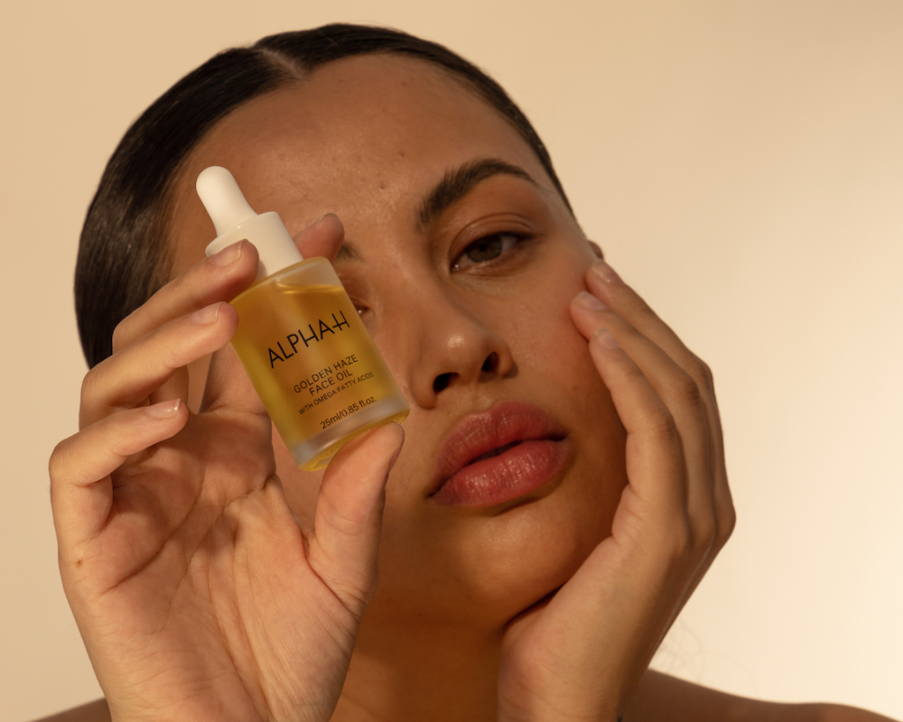 The Golden Haze mini facial
