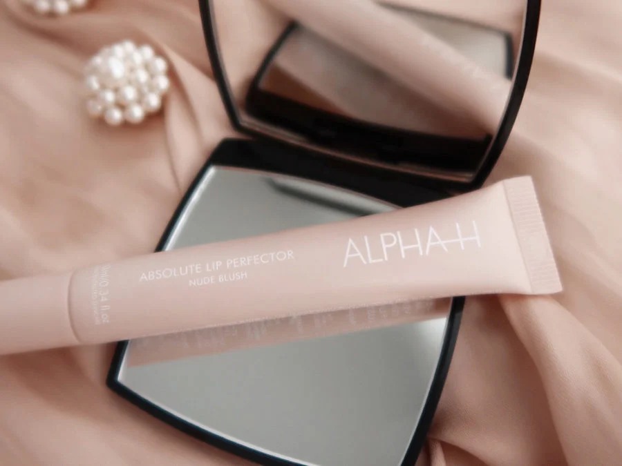 Trial Tribe reviews: Absolute Lip Perfector Nude Blush